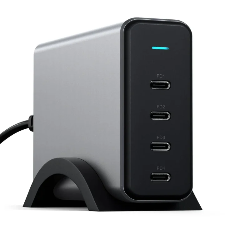 Satechi 165W USB-C 4-Port PD GaN Charger — manufacturer product image, SKU ST-UC165GM